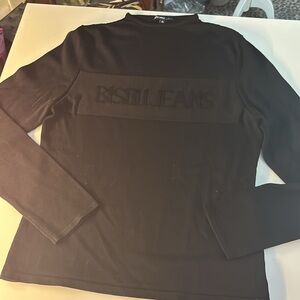 Bisou Jeans black top.